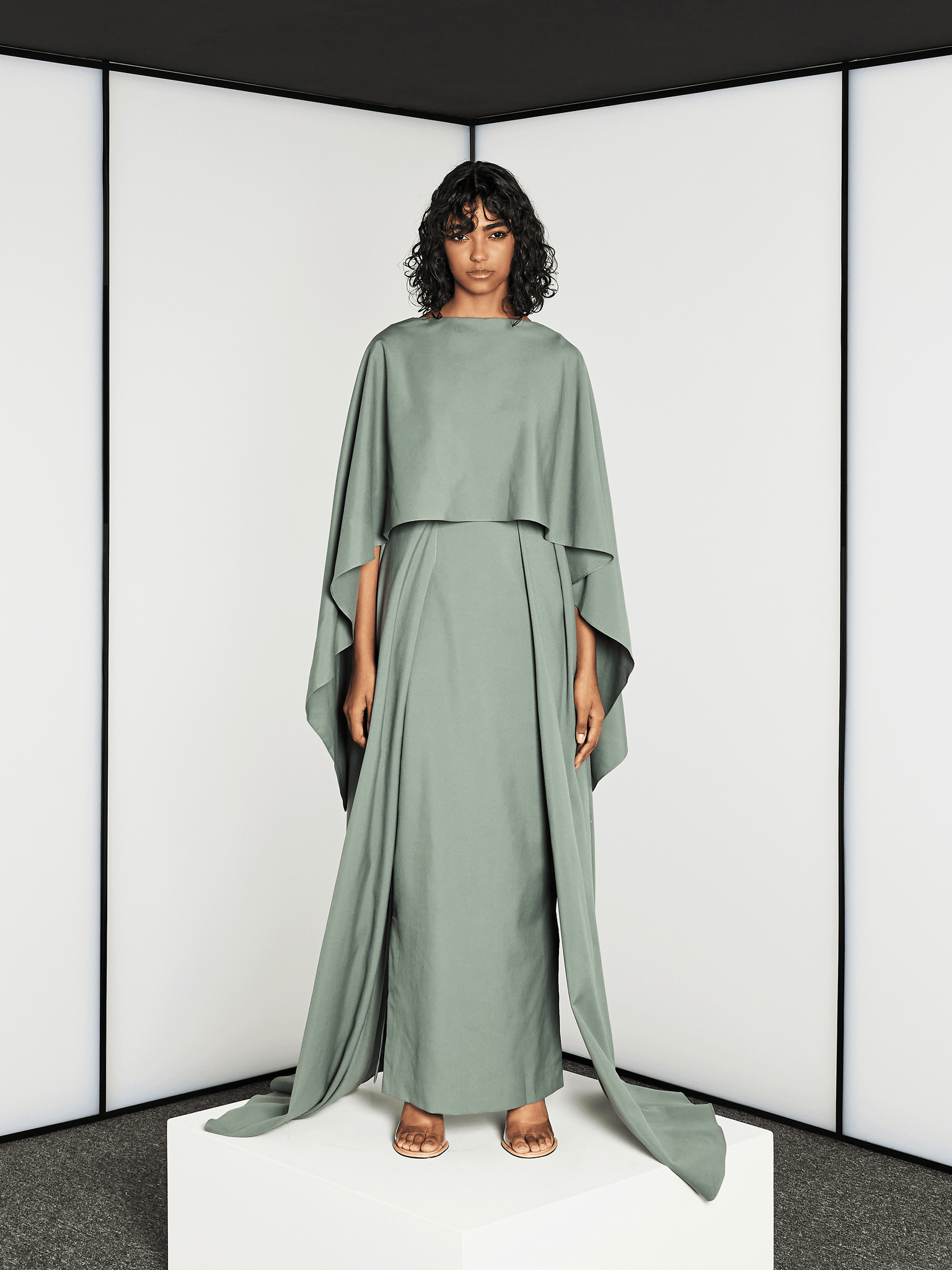 CREPE PANELED DRESS WITH TRAIL AND OVERLAY