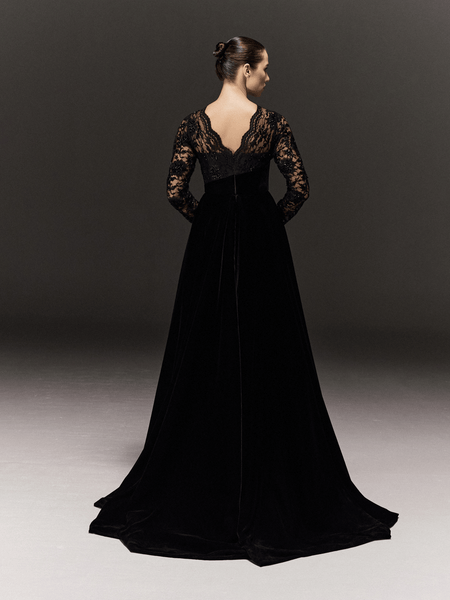 BLACK LACE AND VELVET STRAIGHT FIT DRESS WITH TRAIL