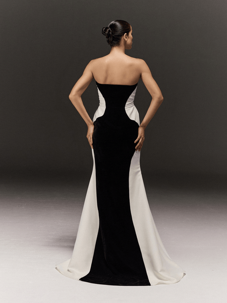 BLACK AND WHITE PANELLED TUBE DRESS WITH TRAIL