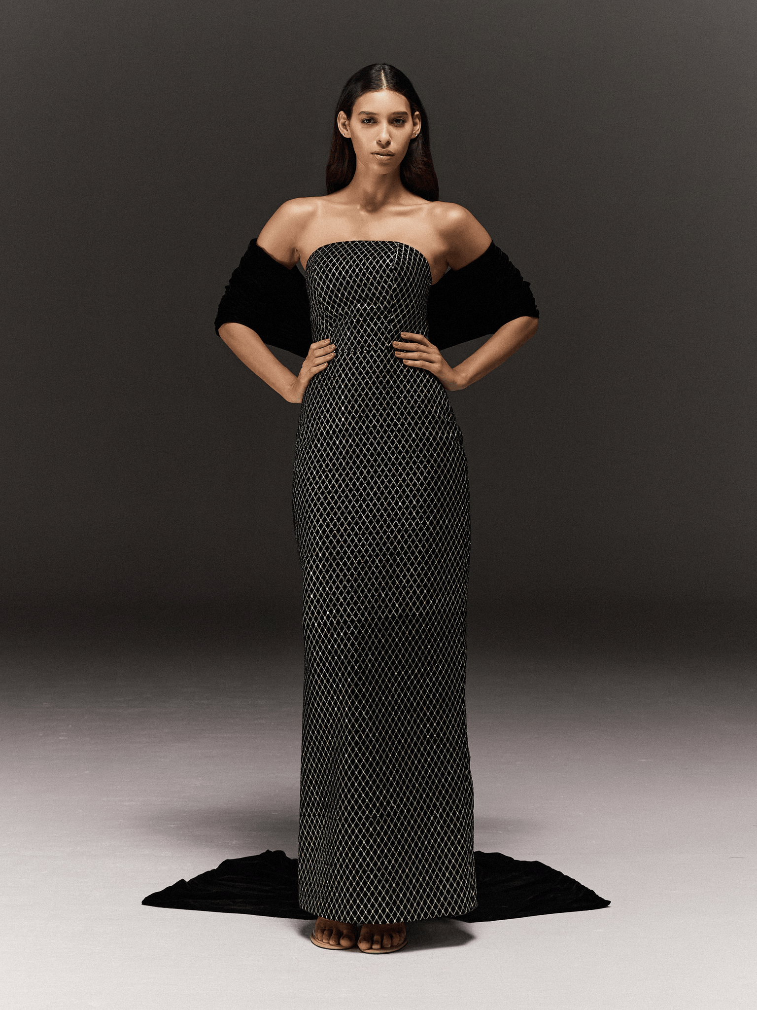 VELVET EMBROIDERED TUBE PENCIL FIT DRESS WITH PLAIN VELVET CAPE