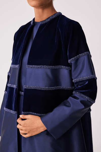 NAVY BLUE VELVET AND TAFFETA EMBROIDERED ABAYA AND PLEATED TULLE DRESS SET