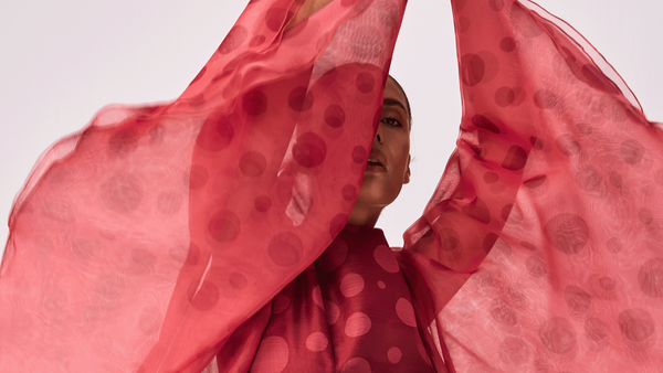 DEEP RED POLKA DOT EXAGGERATED SLEEVE SEMI-FIT DRESS